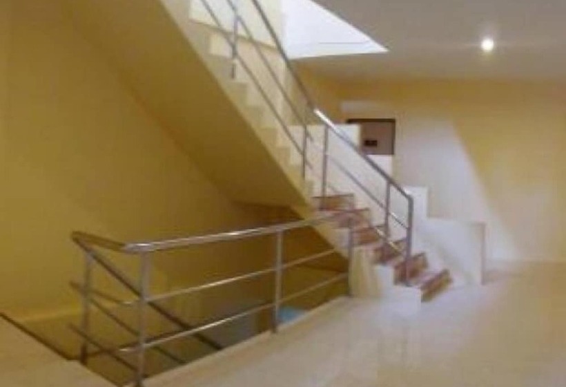 هتل U Sabuy Mansion Trang