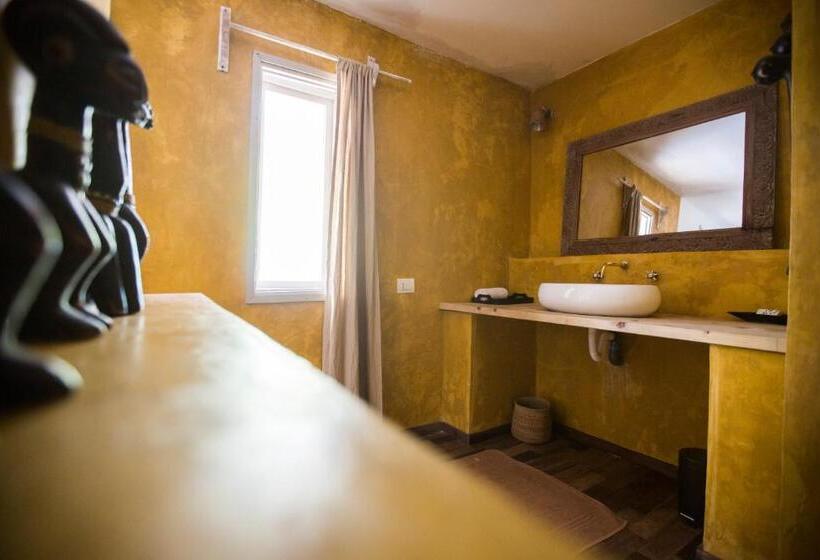 ホテル Uzuri Boutique