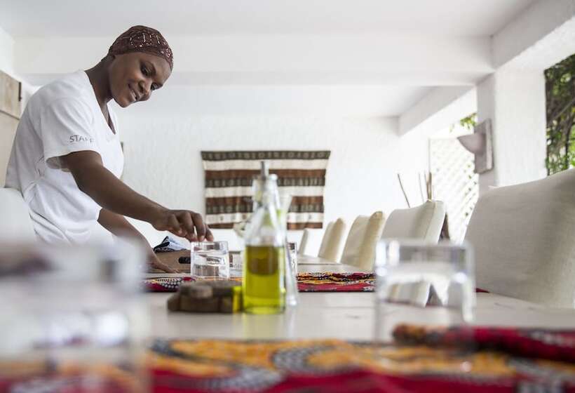 ホテル Uzuri Boutique