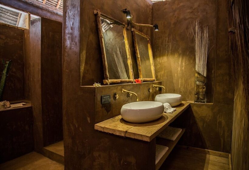 ホテル Uzuri Boutique