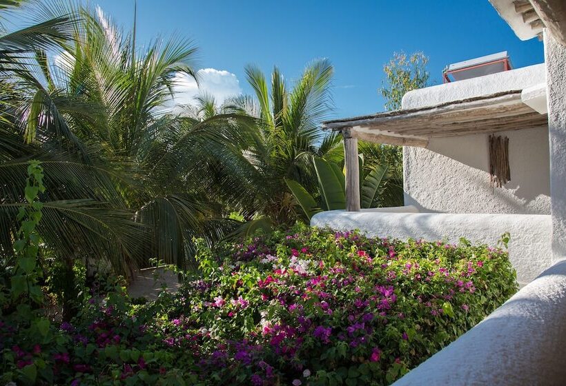 ホテル Uzuri Boutique