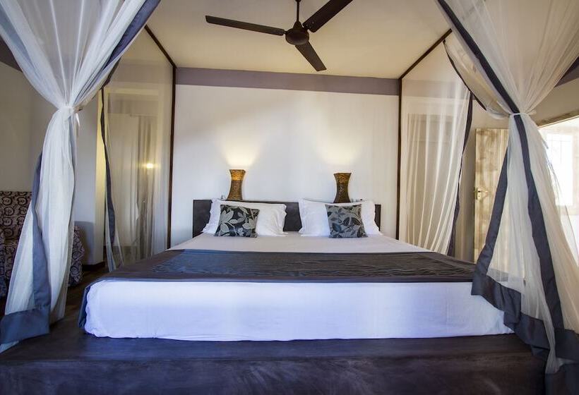 ホテル Uzuri Boutique