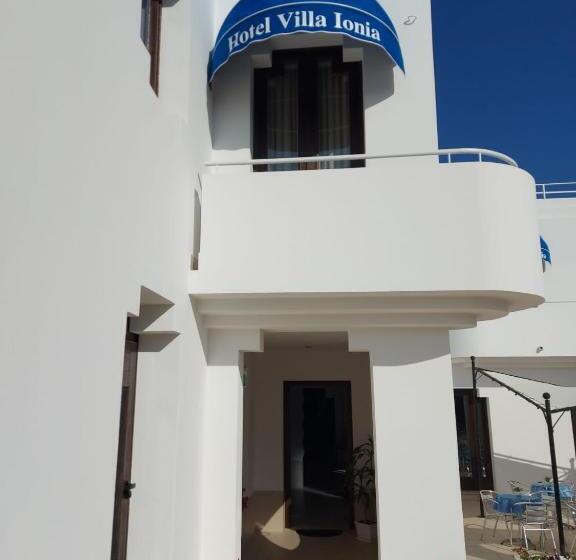호텔 Villa Ionia