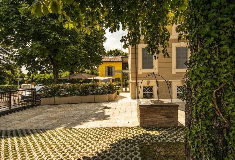 فندق Villa Maranello