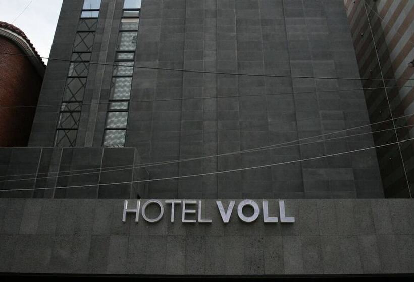 هتل Voll