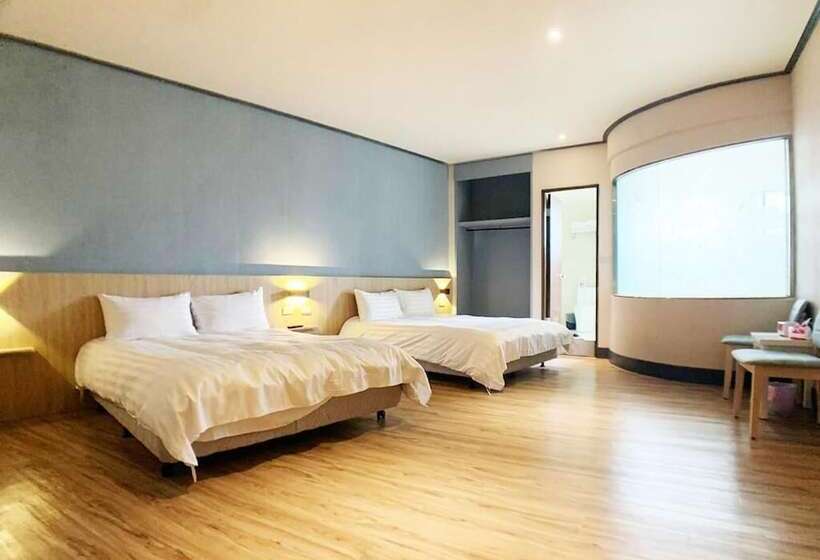 هتل Win Inn Tainan  Ii