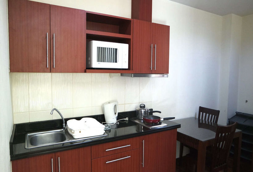 Kanavera Sriracha  & Serviced Apartment