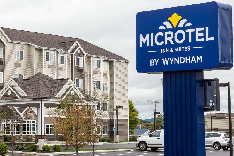 Microtel Inn & Suites By Wyndham Altoona