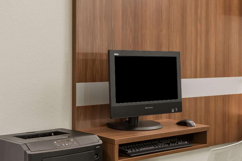 Microtel Inn & Suites By Wyndham Altoona