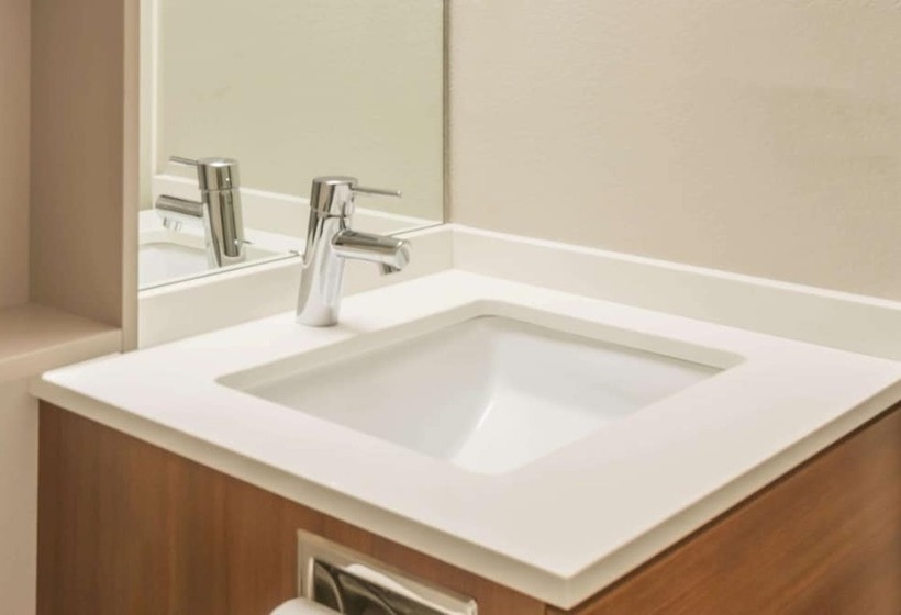 Microtel Inn & Suites By Wyndham Altoona