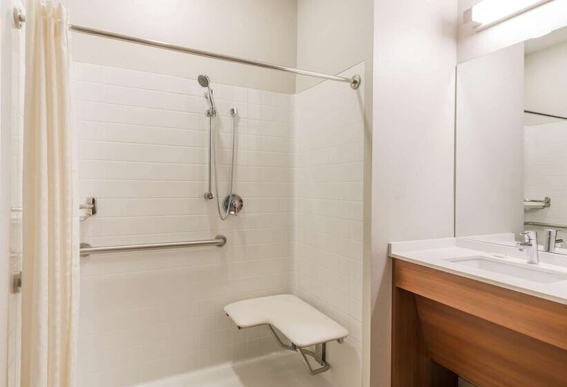 Microtel Inn & Suites By Wyndham Altoona