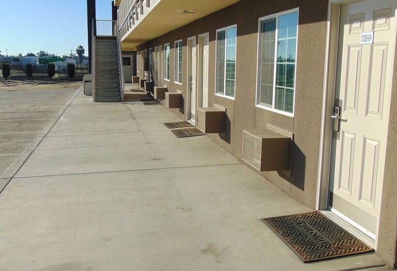 모텔 Corcoran Country Inn