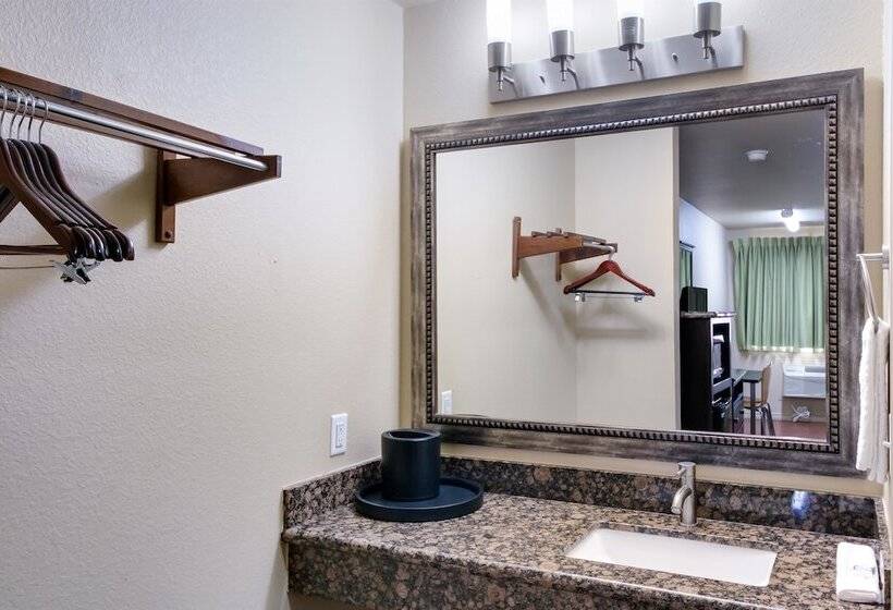 מוטל Eagle Ford Inn