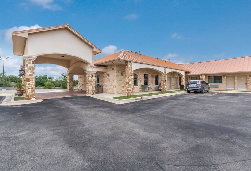 מוטל Eagle Ford Inn