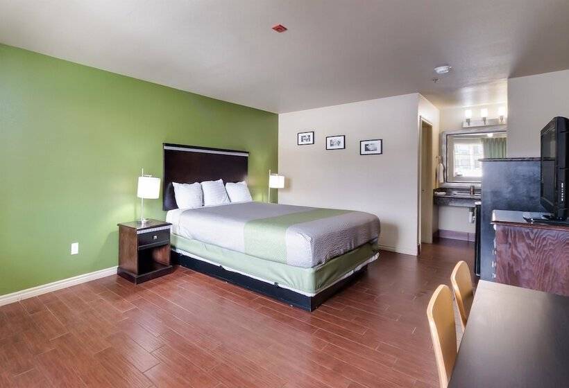 מוטל Eagle Ford Inn