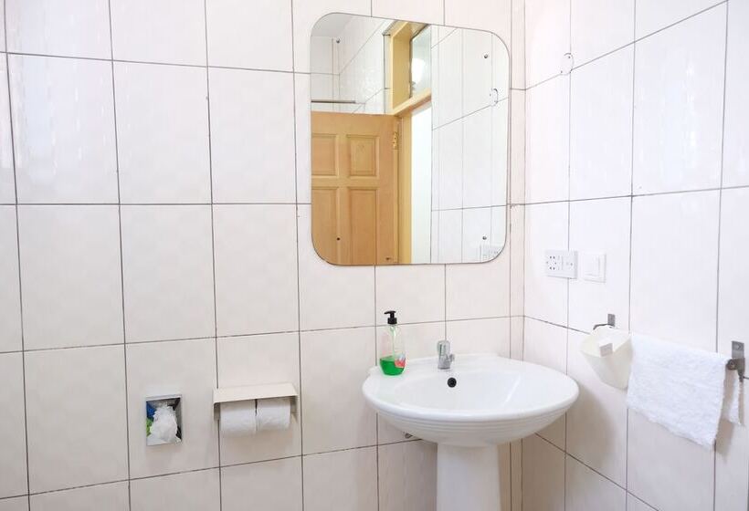 پانسیون Asantewaa Premier