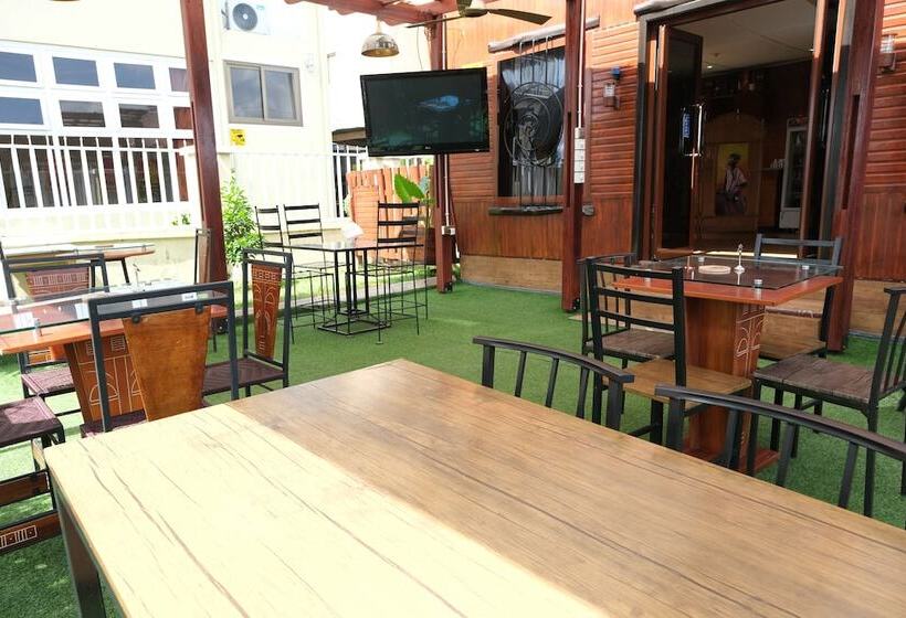 پانسیون Asantewaa Premier