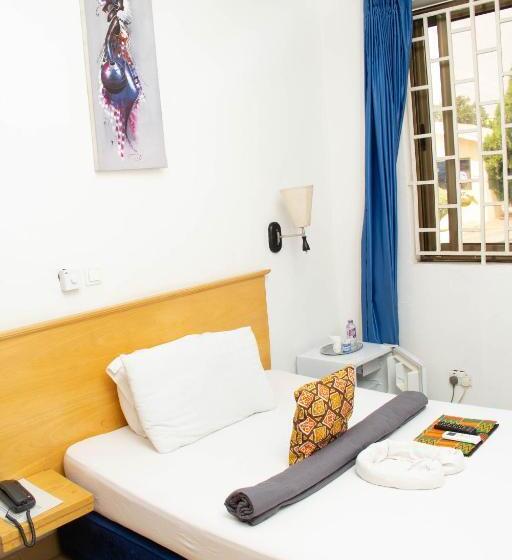 پانسیون Asantewaa Premier