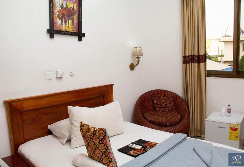 پانسیون Asantewaa Premier