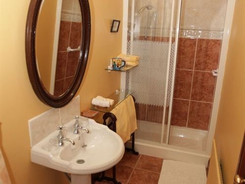 مبيت وإفطار Ballinahoun House