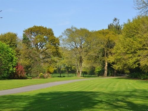 مبيت وإفطار Ballinahoun House