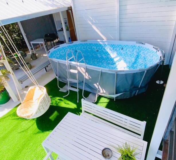 پانسیون Cape 42 Hotel Ill