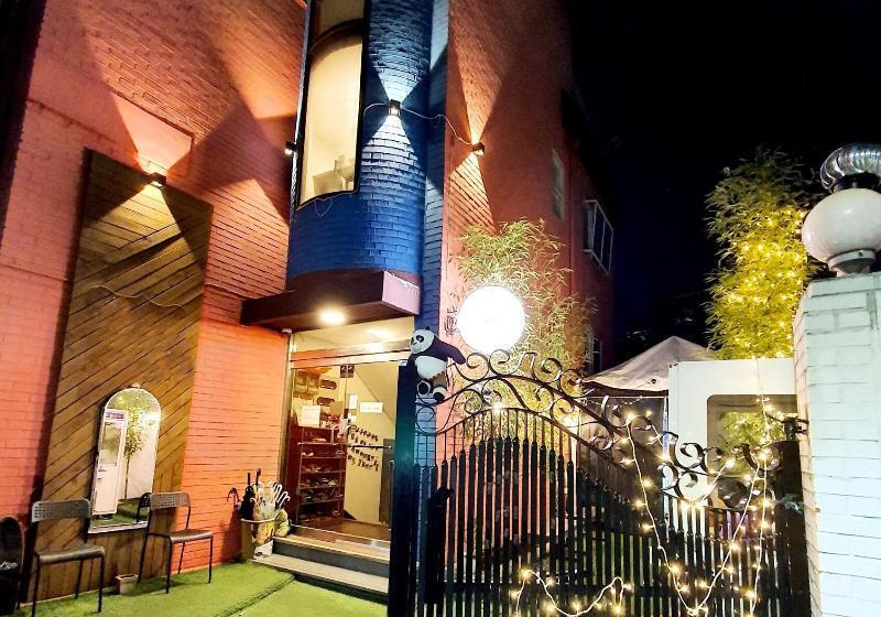 Pensão Hi There Design Guesthouse