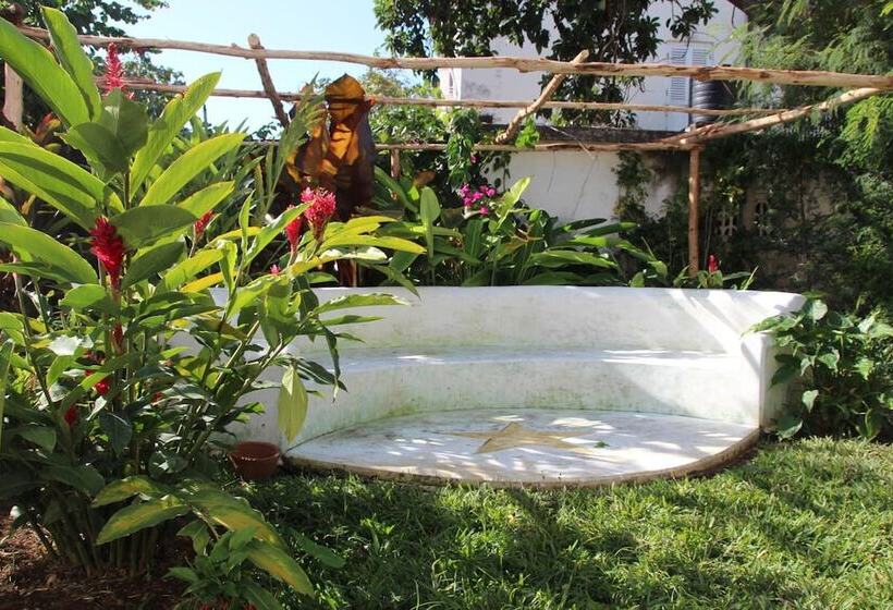 膳宿费 Hiliki House