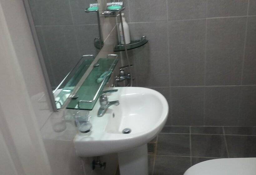 Пансион Oxbloodk