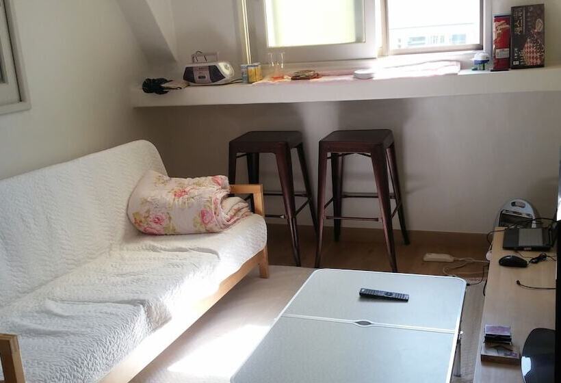 פנסיון Oxbloodk