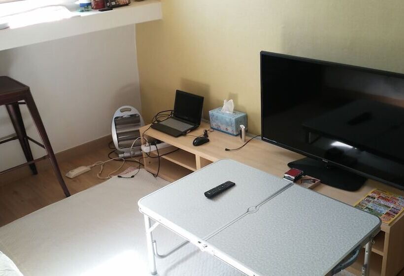 פנסיון Oxbloodk