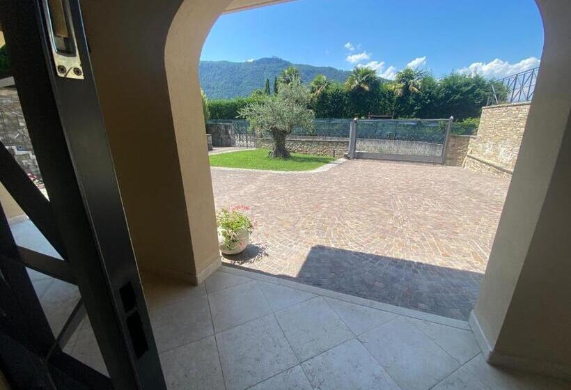 بنسيون Vela Di Soleville Camere Con E Senza Vista Lago Con Ristorante & Pizzeria