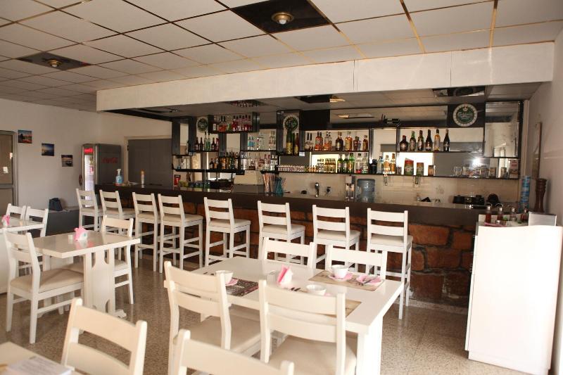 Polyxeni Hotel Apartments