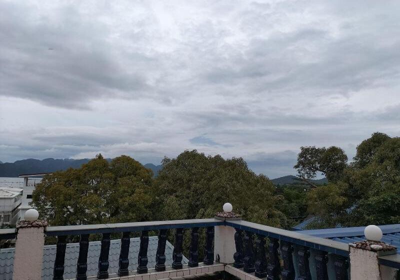 Princess Of Coron Austrian Resort