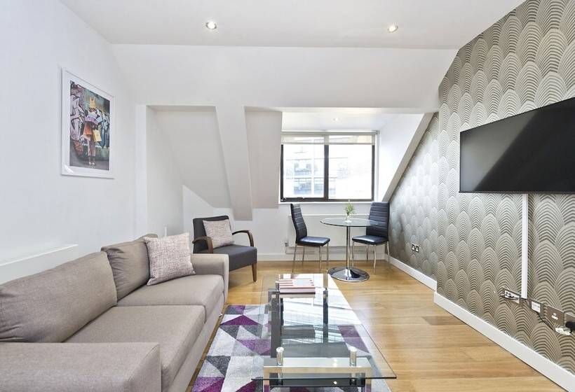 Red Lion Court By City2stay