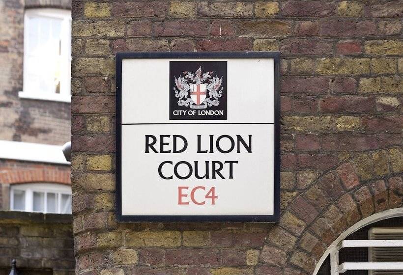 Red Lion Court By City2stay