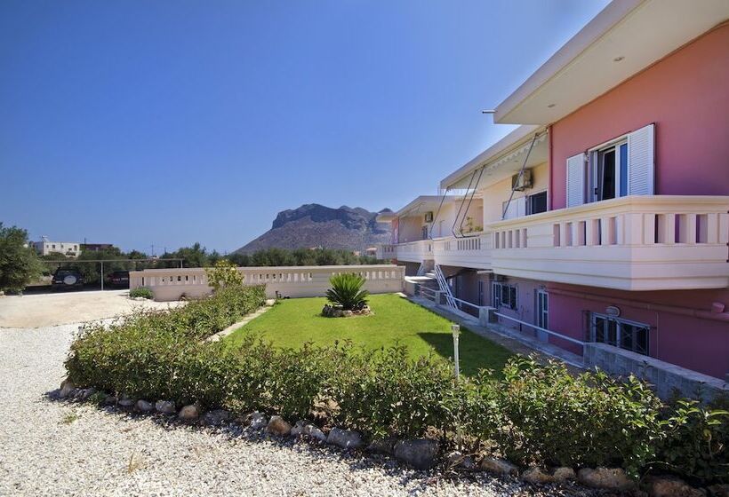 Skamagkas G. Apartments