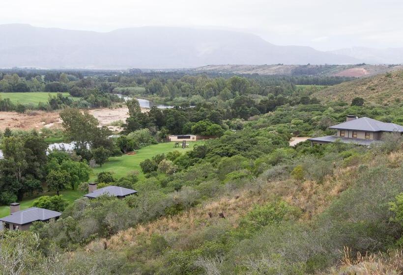 Stonehill River Lodge