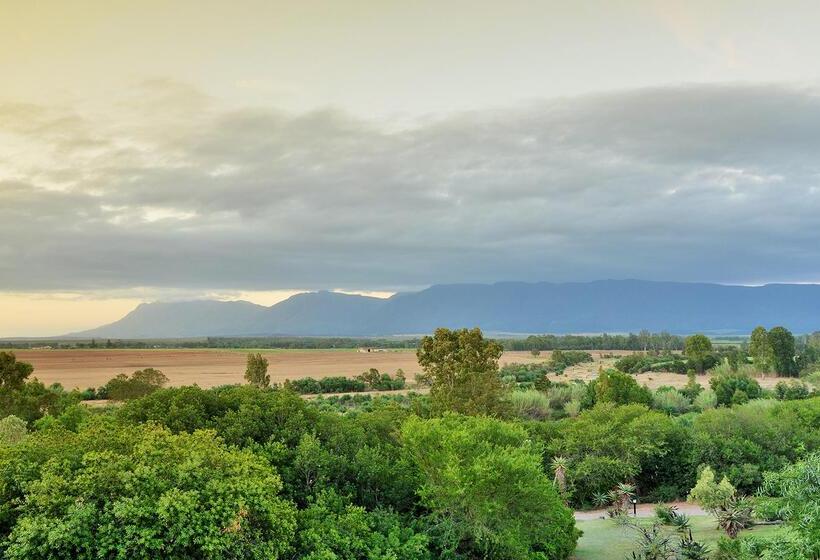 Stonehill River Lodge