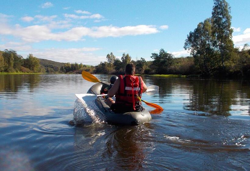 Stonehill River Lodge