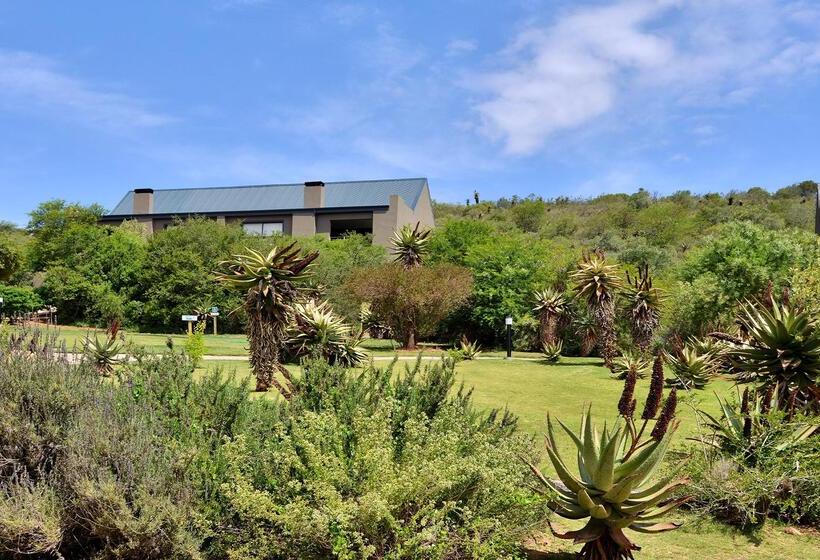 Stonehill River Lodge