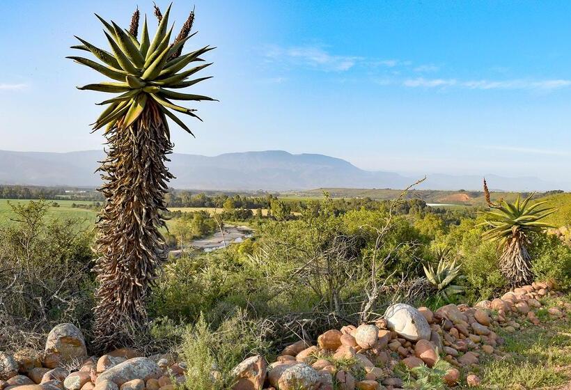 Stonehill River Lodge