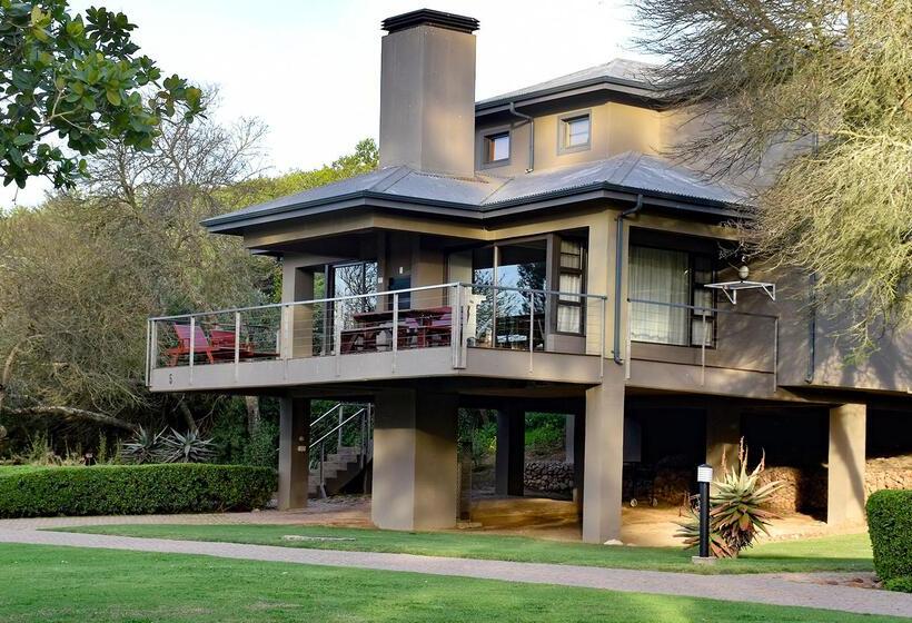 Stonehill River Lodge