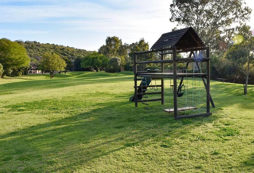 Stonehill River Lodge