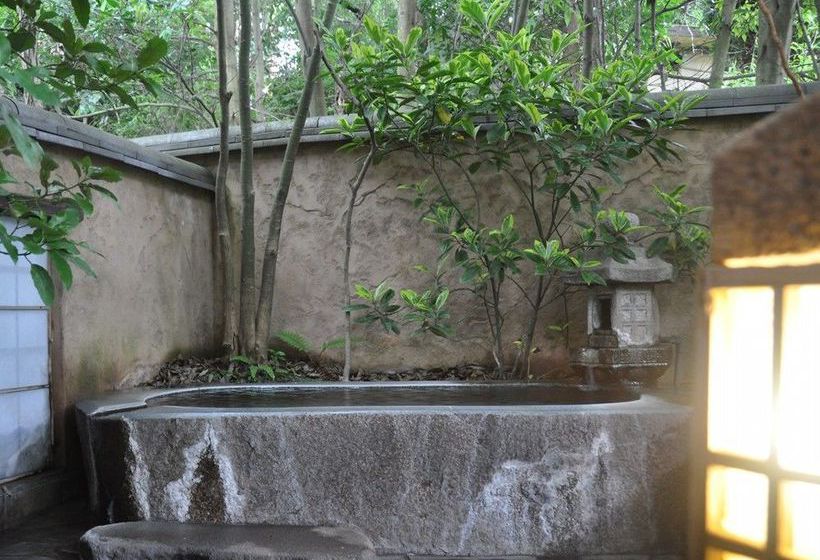 ホテル Yufuin Yumeguri Sankouen