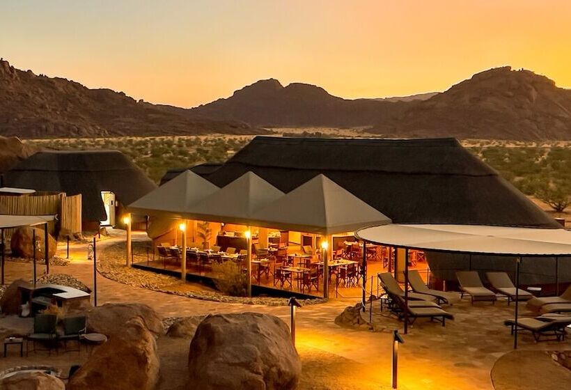 Hotel Twyfelfontein Adventure Camp