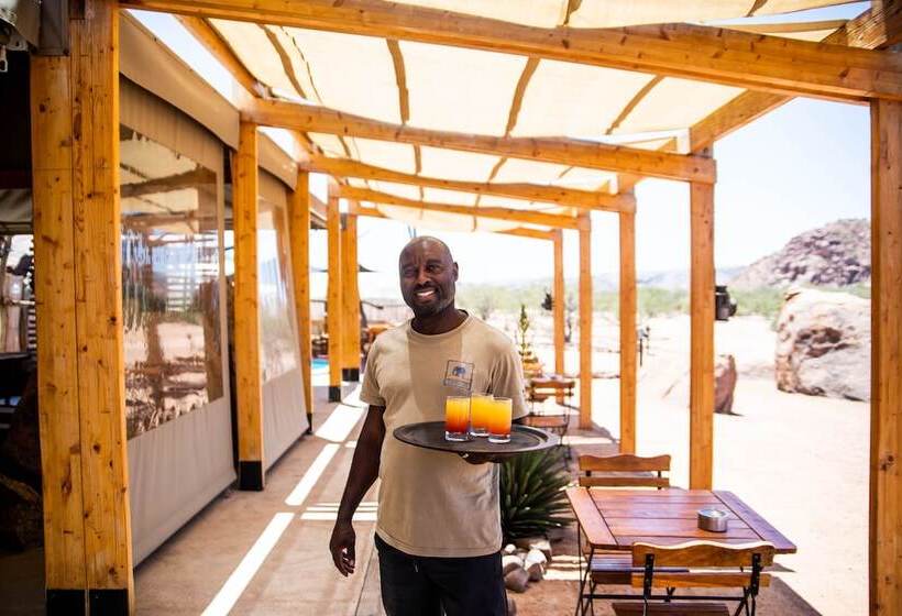 Hotel Twyfelfontein Adventure Camp