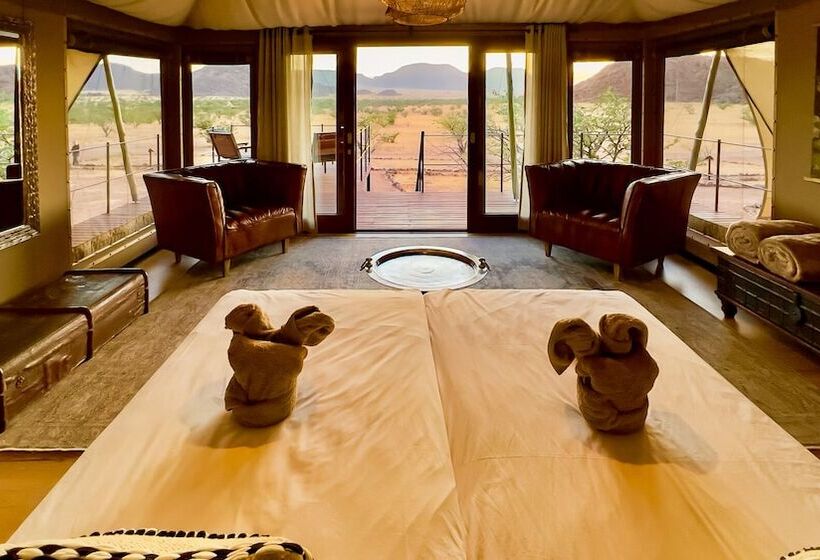 Hotel Twyfelfontein Adventure Camp