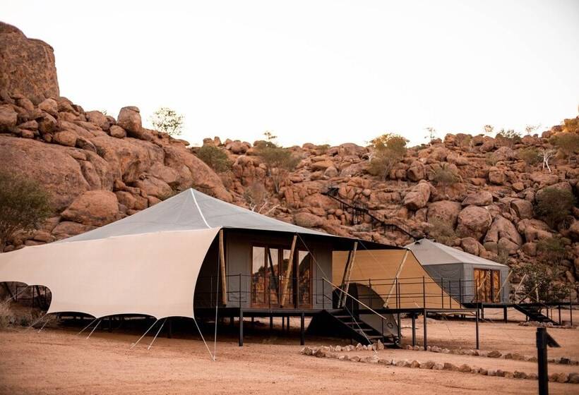 Hotel Twyfelfontein Adventure Camp