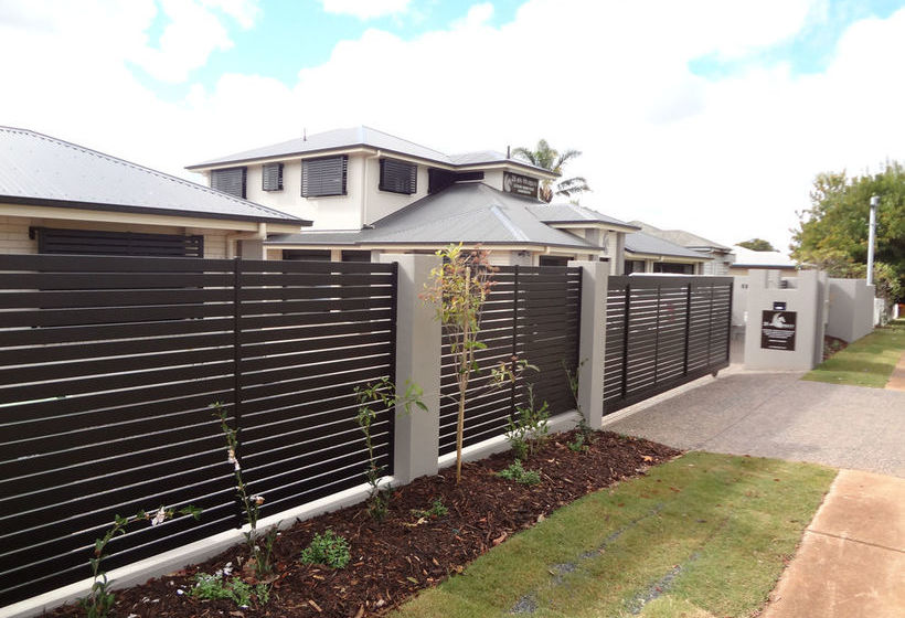 21 On Hursley Motel Apartments